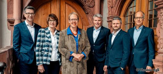 Roger Erdin (Stadtschreiber), Susanna Schlittler, Claudia Rohrer (Stadtpräsidentin), Benjamin Steiger (Vize-Stadtpräsident), Joël Lässer Dominik Burkhardt